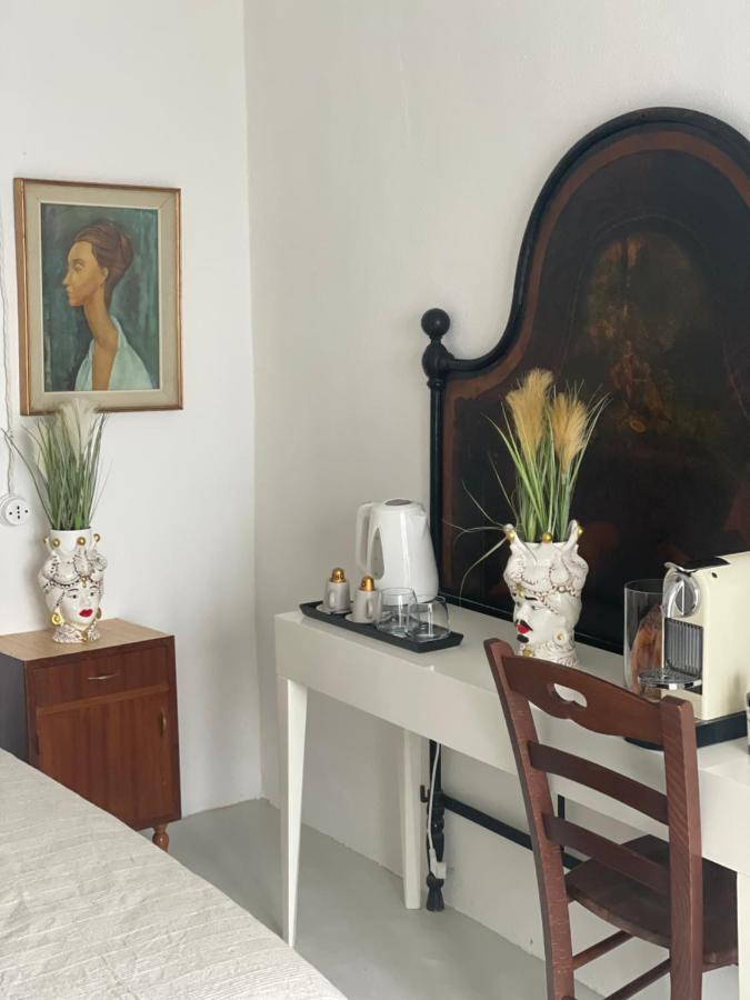 Tierra Guesthouse Olbia Esterno foto